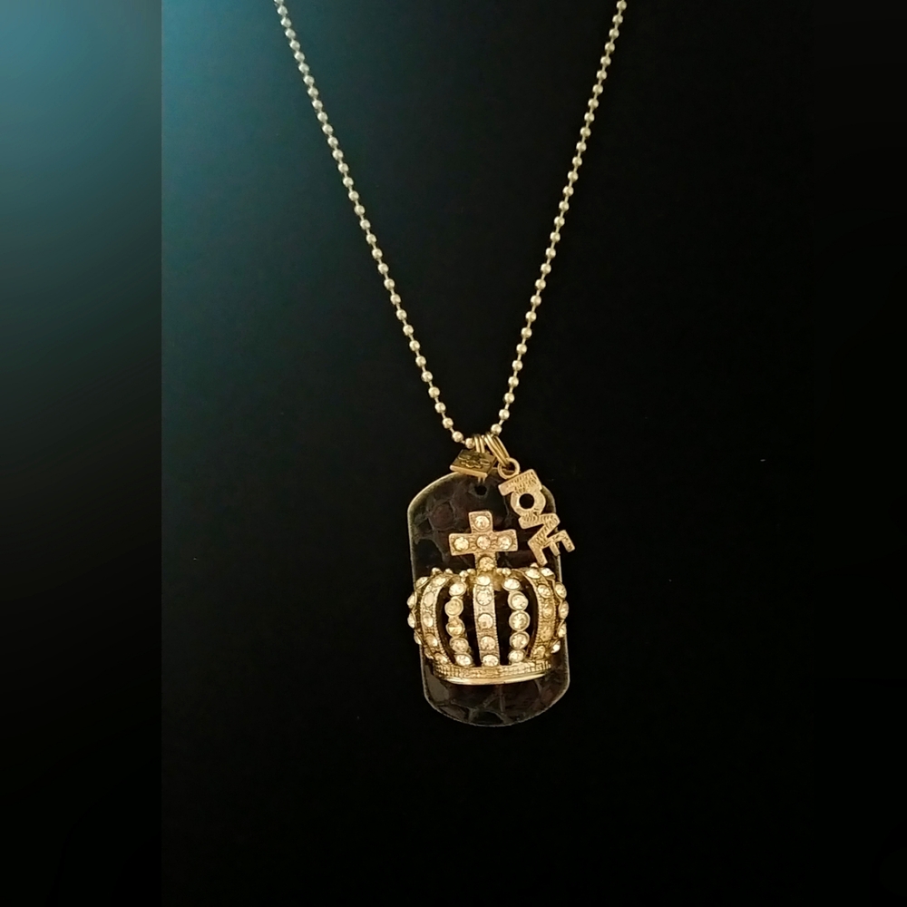 Kate Mesta Silver Crown 3D Pendant Necklace
